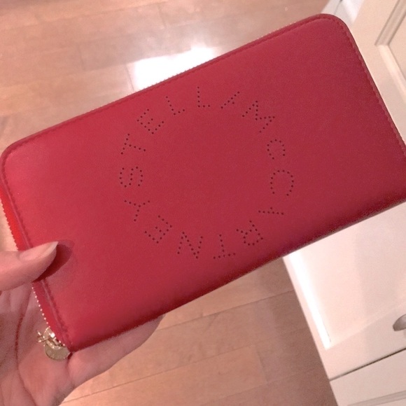 Authentic Stella McCartney✨Host pick✨ logo Zip around wallet - Picture 4 of 11